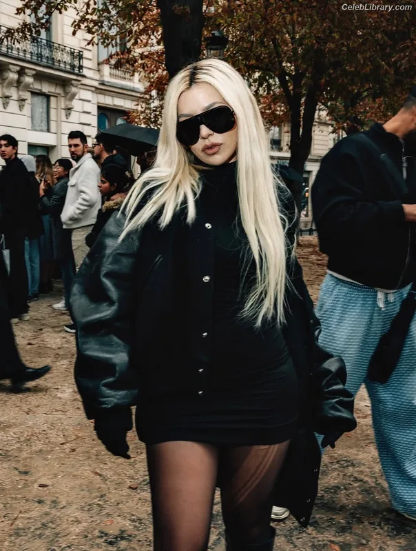 Ava Max photo 9 of 2136