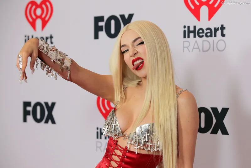 Ava Max photo 13 of 2136