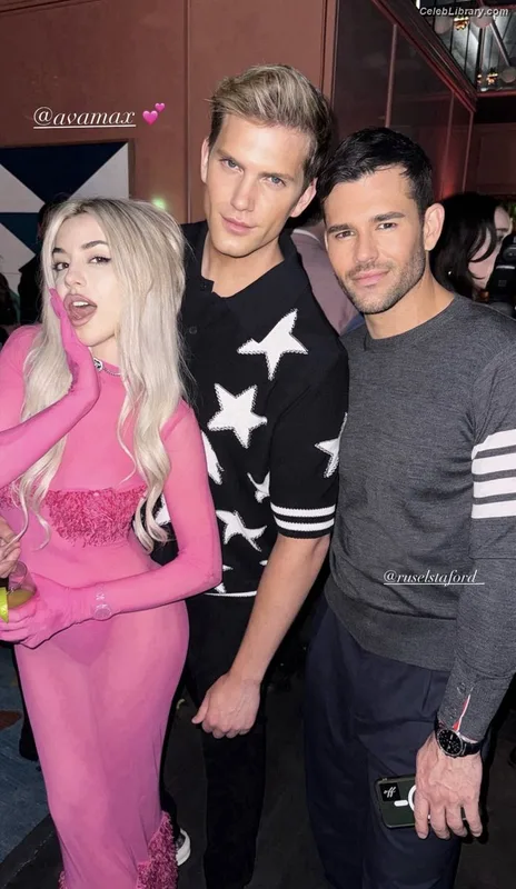 Ava Max photo 21 of 2136