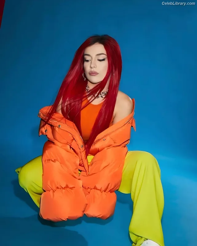 Ava Max photo 19 of 2136