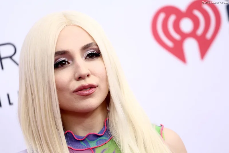 Ava Max photo 16 of 2136
