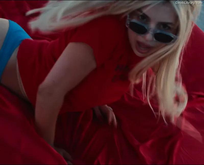 Ava Max photo 19 of 2136