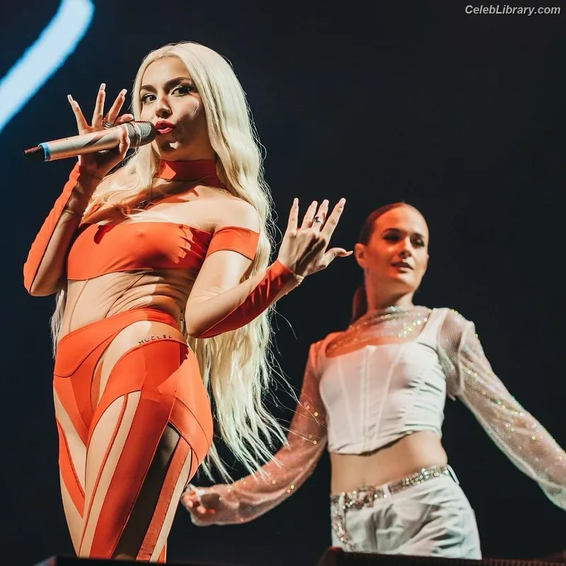 Ava Max photo 23 of 2136