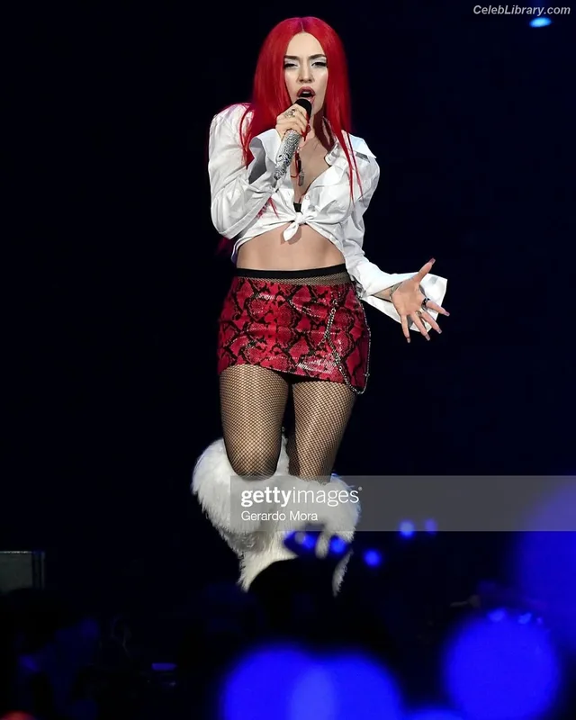 Ava Max photo 5 of 2136