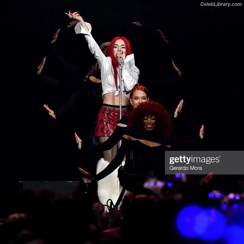 Ava Max photo 20 of 2136