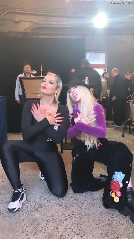 Ava Max photo 22 of 2136
