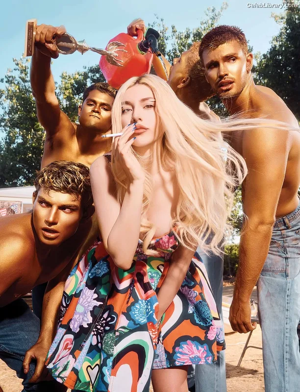 Ava Max photo 18 of 2136