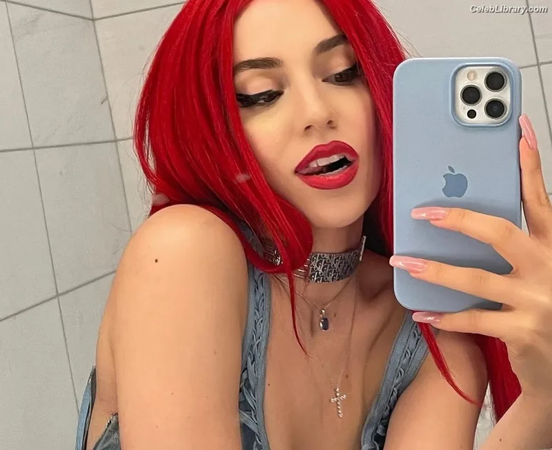 Ava Max photo 24 of 2136