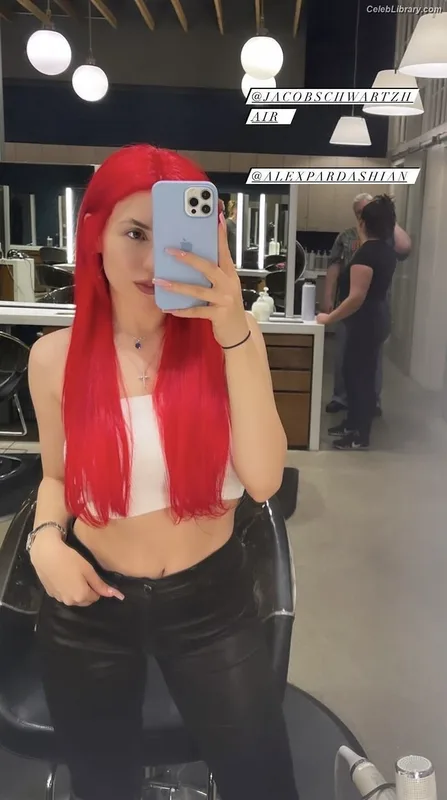 Ava Max photo 16 of 2136