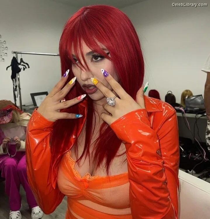 Ava Max photo 23 of 2136