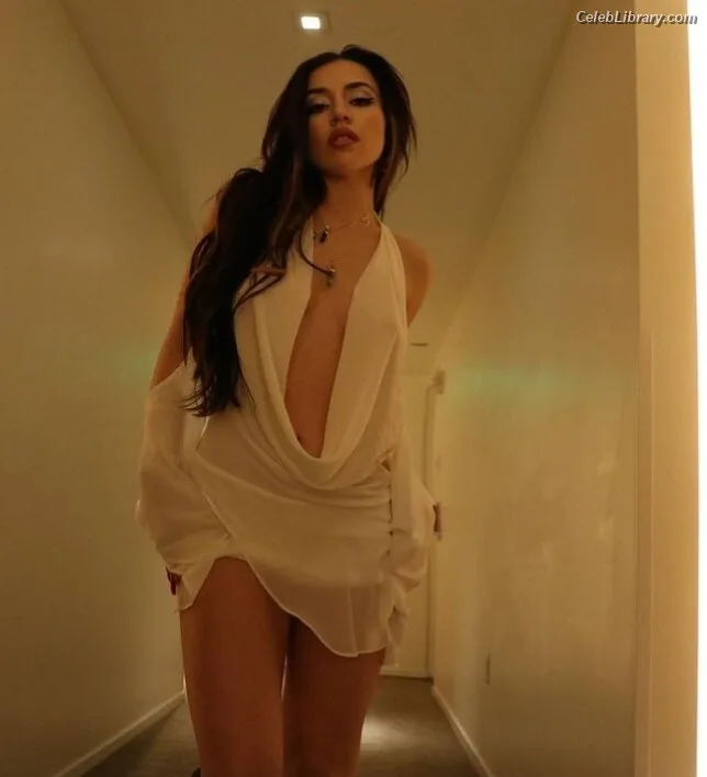 Ava Max photo 5 of 2136