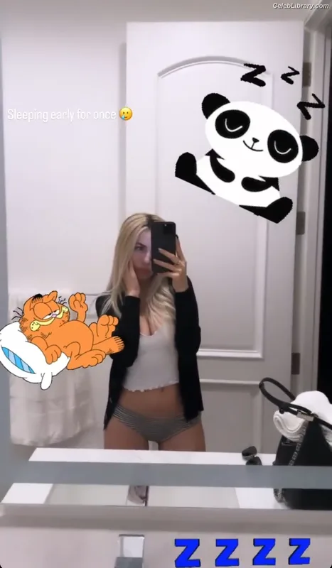 Ava Max photo 6 of 2136