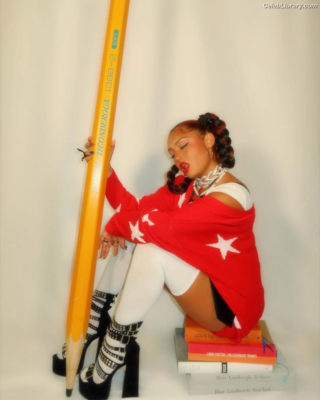 Avani Gregg photo 6 of 1180