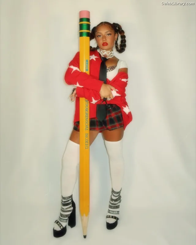 Avani Gregg photo 19 of 1181