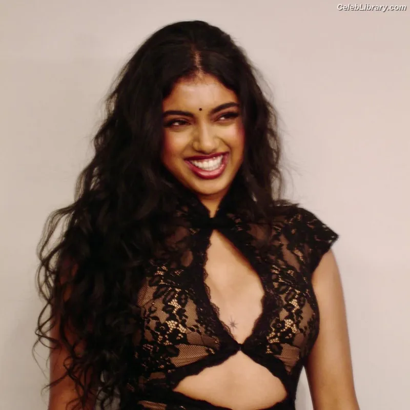 Avantika photo 18 of 370