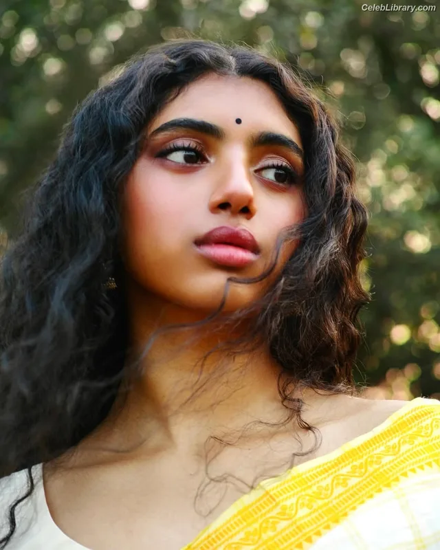 Avantika photo 13 of 370