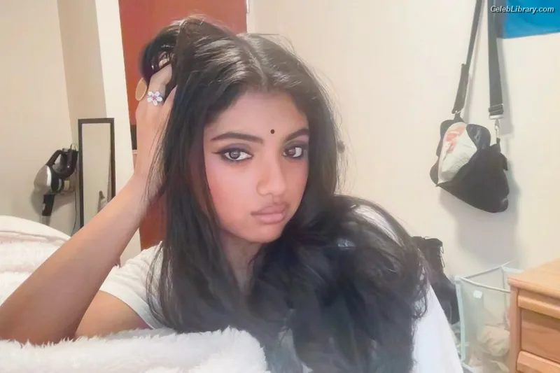 Avantika photo 13 of 370