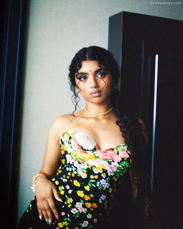 Avantika photo 3 of 370