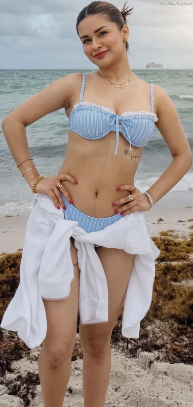 Avneet Kaur photo 7 of 1028