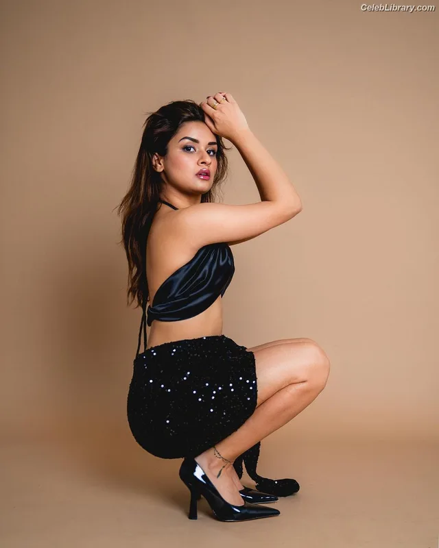 Avneet Kaur photo 22 of 1028