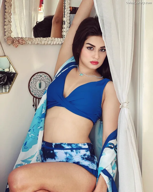 Avneet Kaur photo 10 of 1028