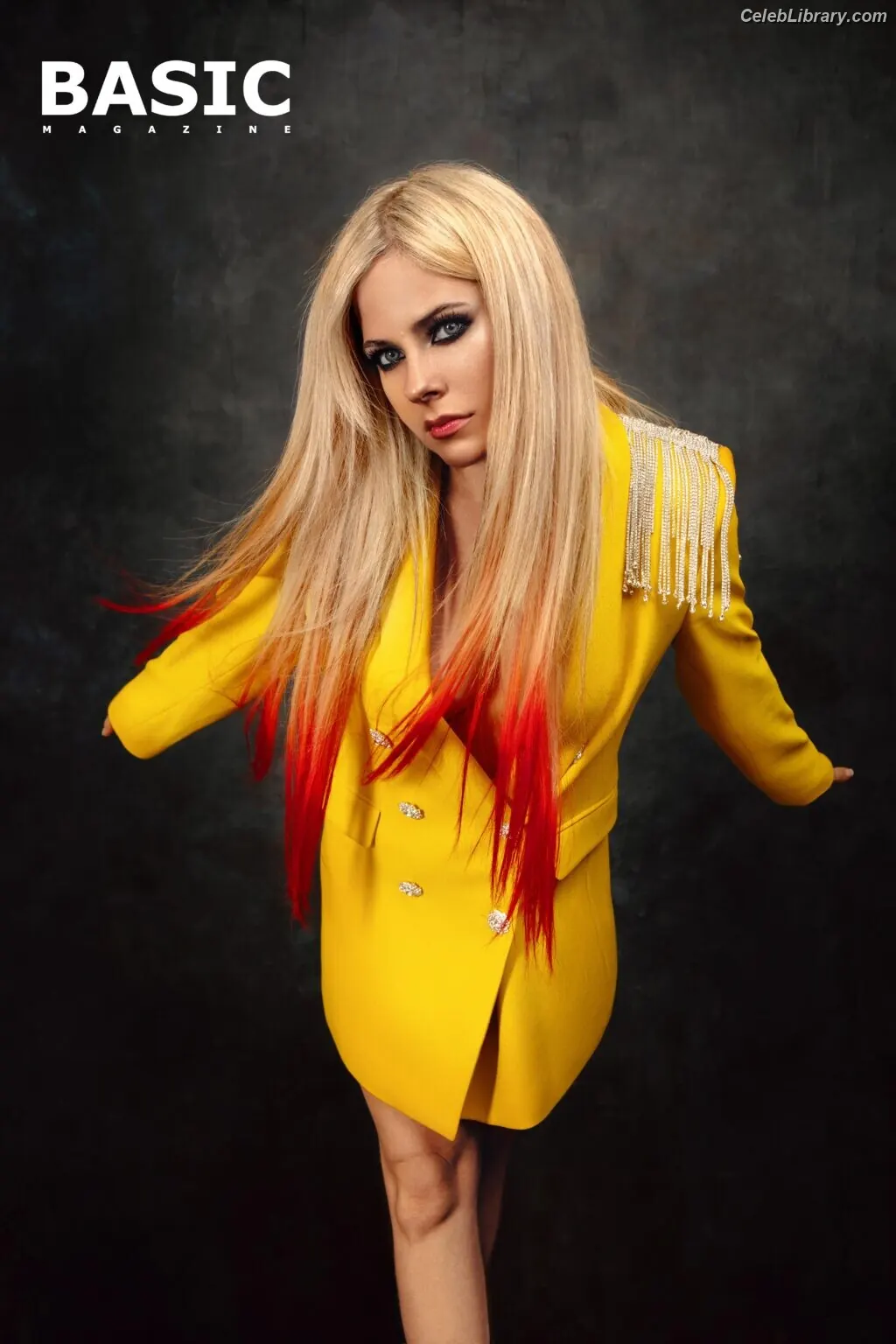Avril Lavigne photo 16 of 790