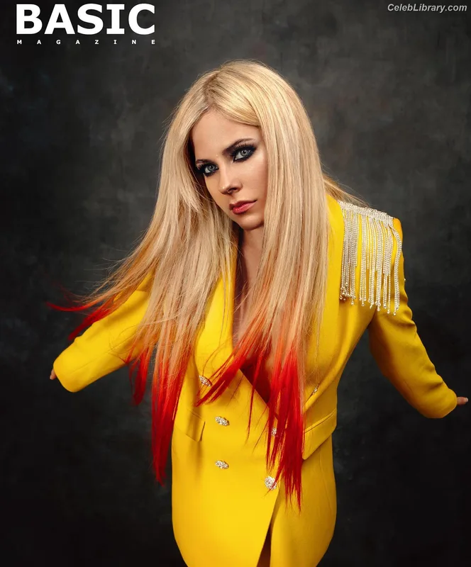 Avril Lavigne photo 8 of 791