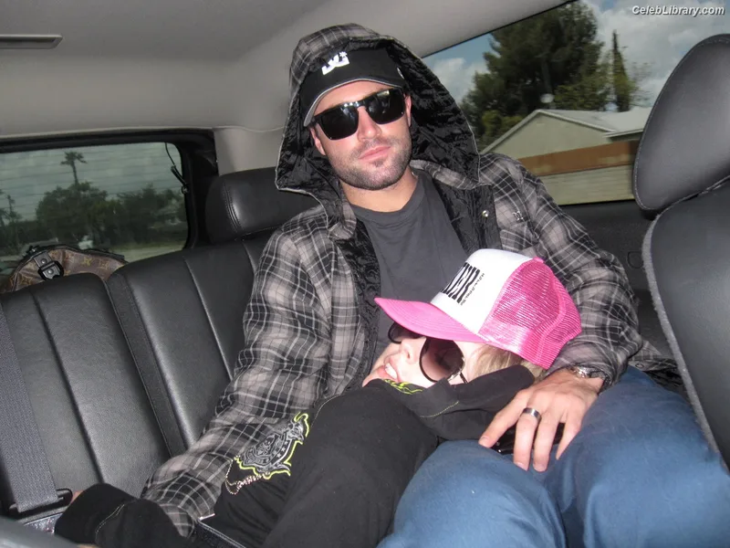 Avril Lavigne photo 5 of 791