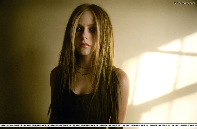 Avril Lavigne photo 7 of 791