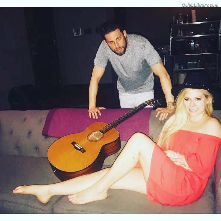 Avril Lavigne photo 22 of 791