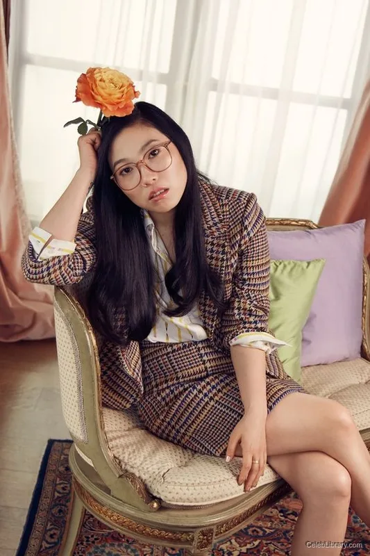 Awkwafina photo 5 of 60