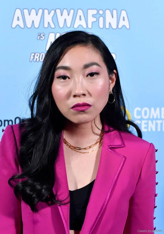 Awkwafina photo 19 of 60