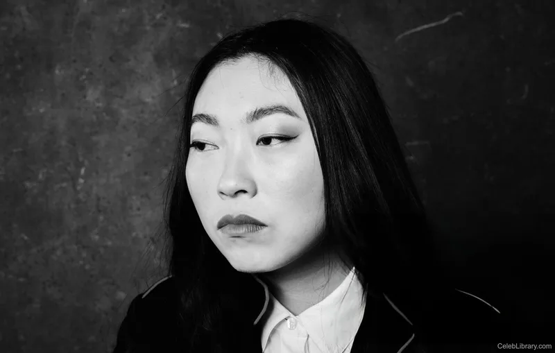 Awkwafina photo 9 of 60