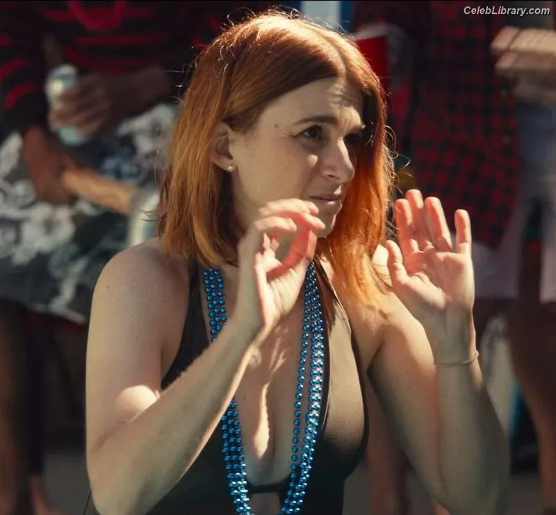 Aya Cash photo 9 of 61