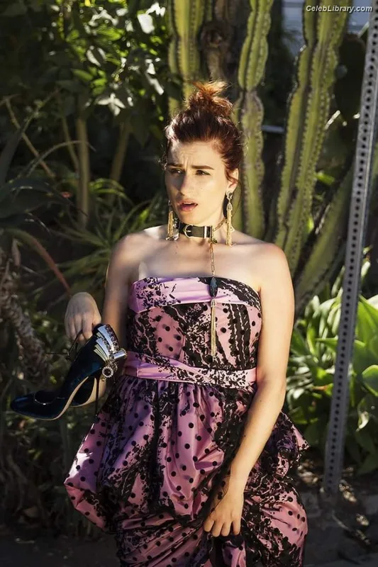 Aya Cash photo 17 of 61