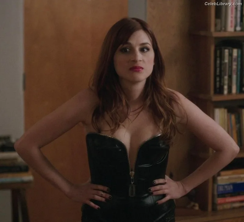 Aya Cash photo 8 of 61