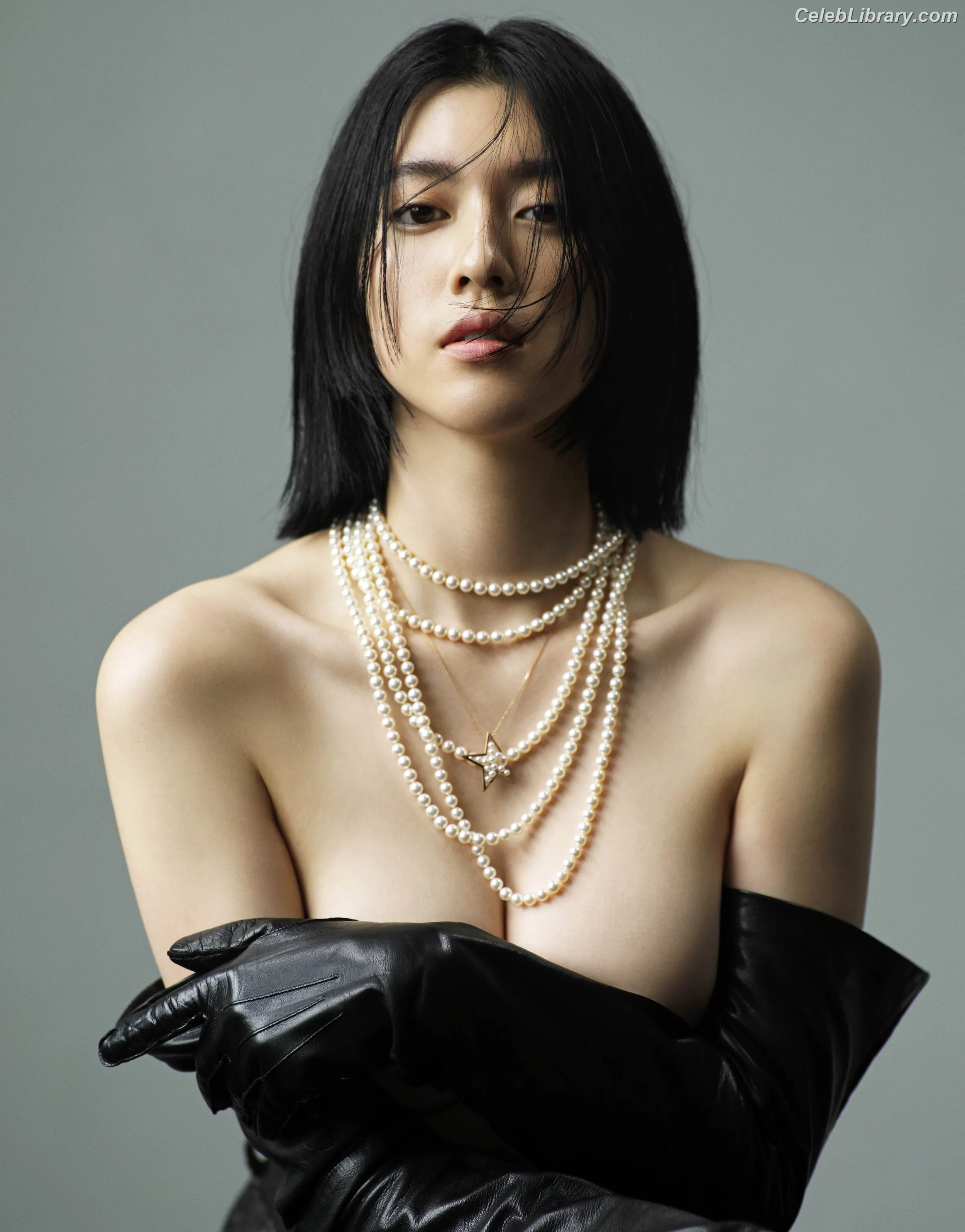 Ayaka Miyoshi photo 18 of 1209