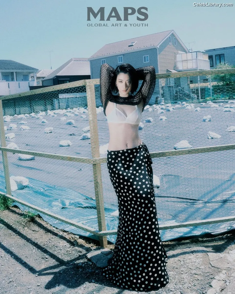 Ayaka Miyoshi photo 21 of 1209