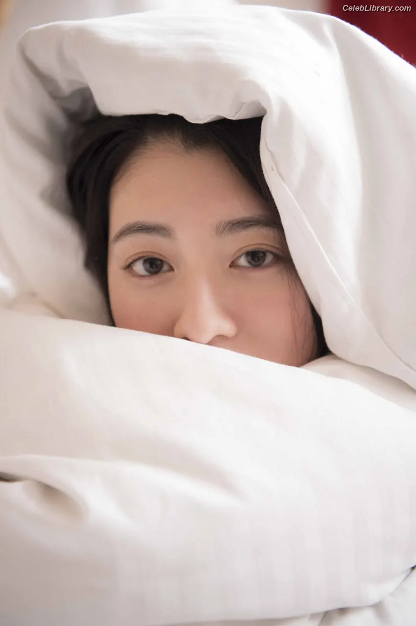 Ayaka Miyoshi photo 24 of 1209