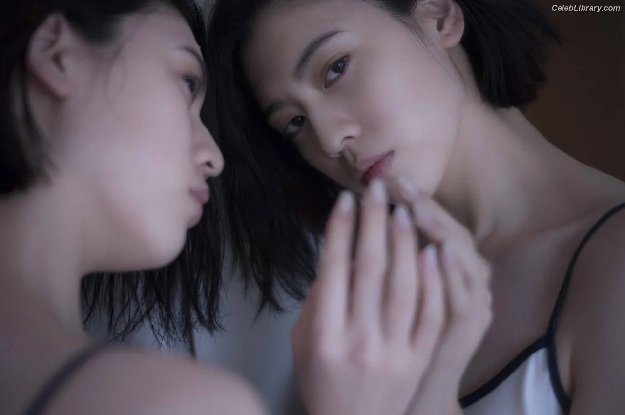 Ayaka Miyoshi photo 8 of 1209