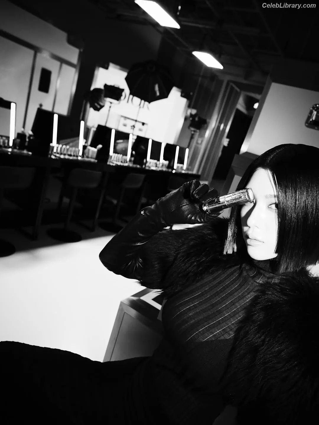 Ayaka Miyoshi photo 21 of 1209