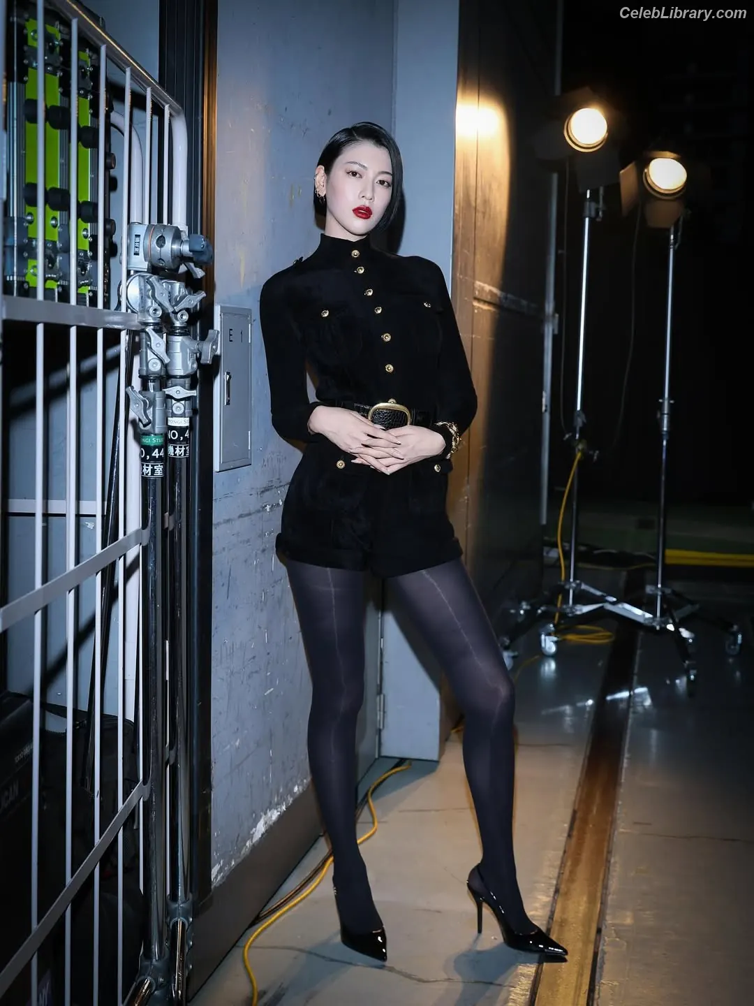 Ayaka Miyoshi photo 21 of 1209