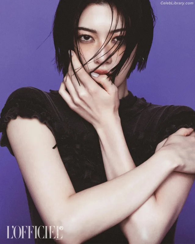 Ayaka Miyoshi photo 7 of 1210