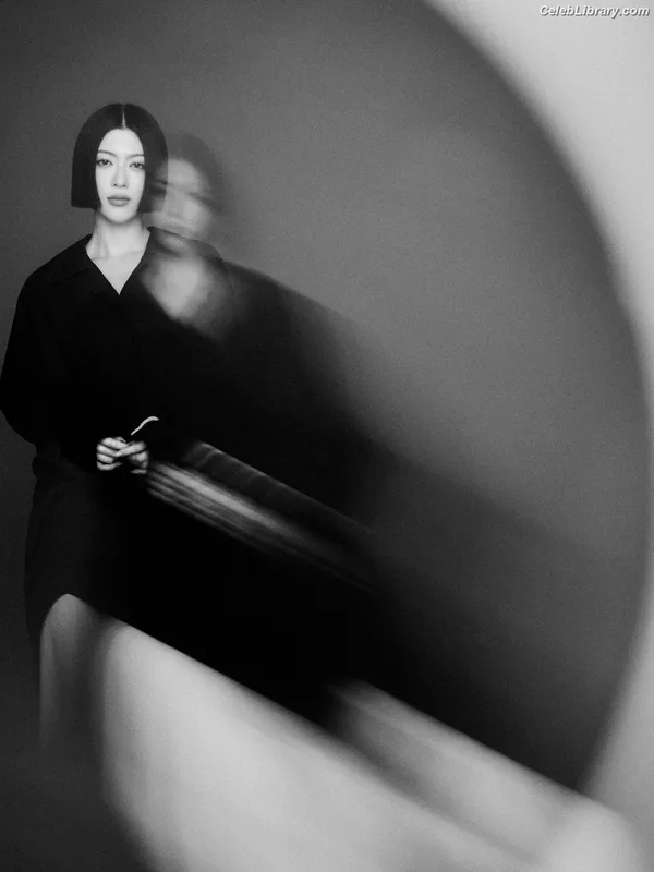 Ayaka Miyoshi photo 19 of 1210