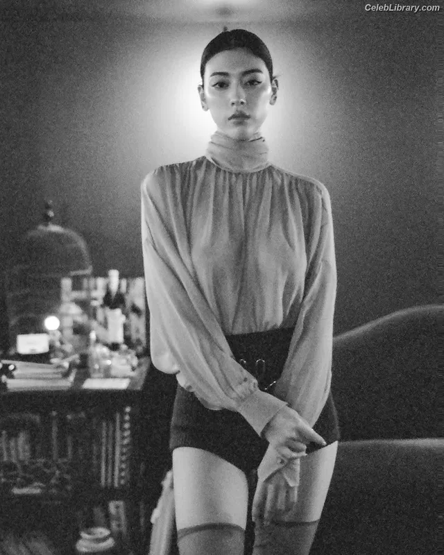 Ayaka Miyoshi photo 15 of 1210