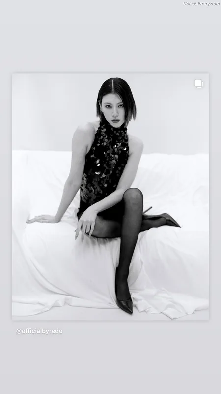 Ayaka Miyoshi photo 23 of 1210