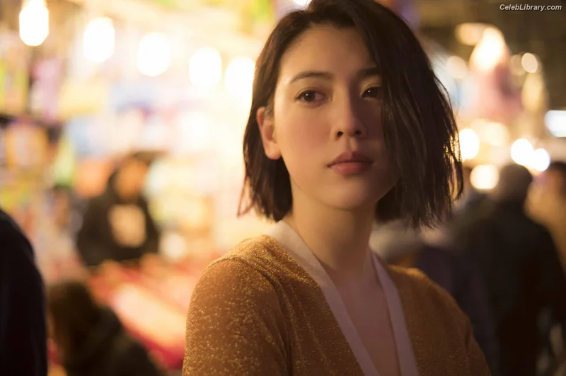 Ayaka Miyoshi photo 21 of 1210