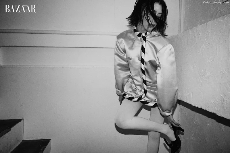 Ayaka Miyoshi photo 12 of 1210