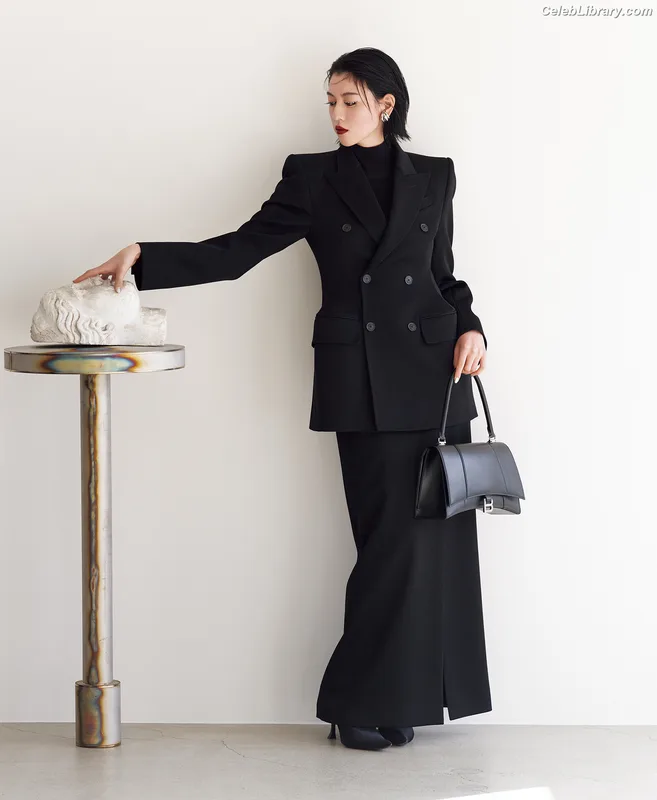 Ayaka Miyoshi photo 2 of 1210