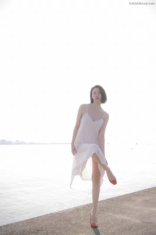 Ayaka Miyoshi photo 21 of 1210